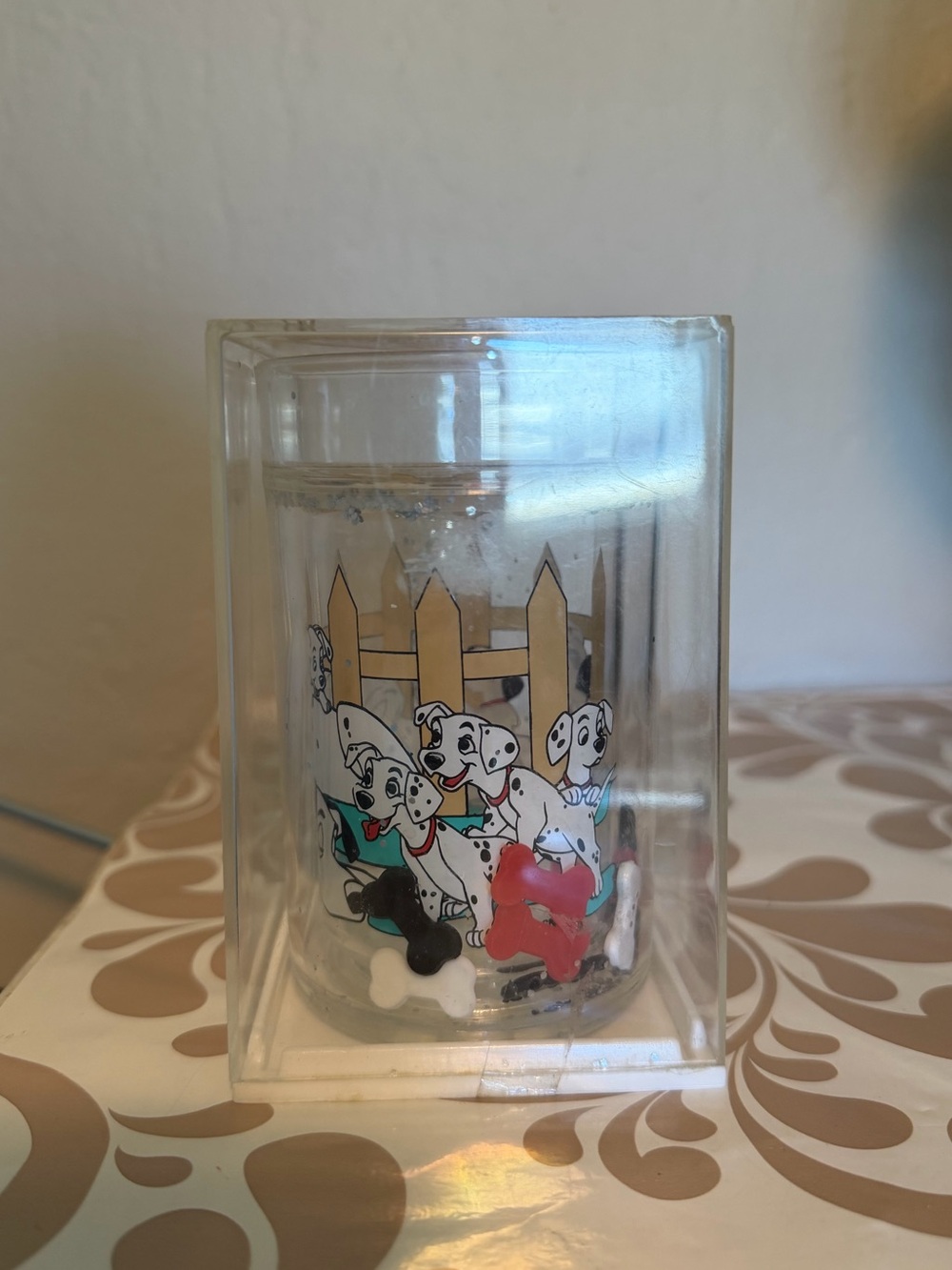 Vintage Walt Disney 101 Dalmatians Plastic Glitter Tumbler Glass